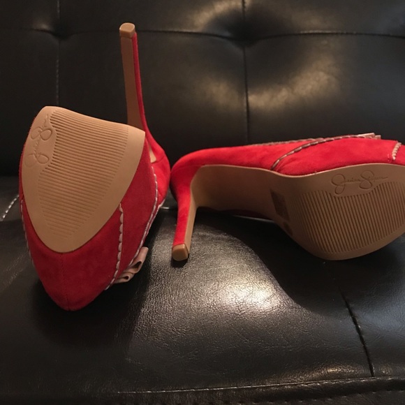 Jessica Simpson 👠 - Picture 3 of 6